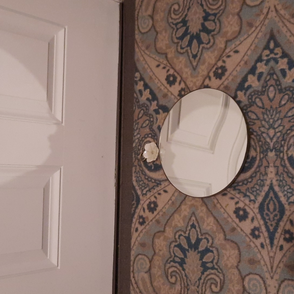Anthropologie Paige Ceramic Flower Mirror - Picture 4 of 7